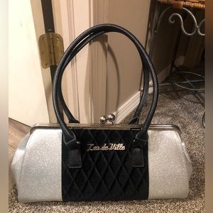 Lux de Ville retro silver sparkle kiss lock purse! ✨🖤✨